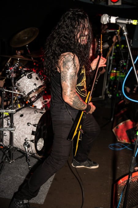 Krisiun ao vivo em Londres (foto: Fabiola Santini)