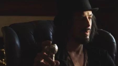 Richie Kotzen no videoclipe de "You" (Foto: reprodução)