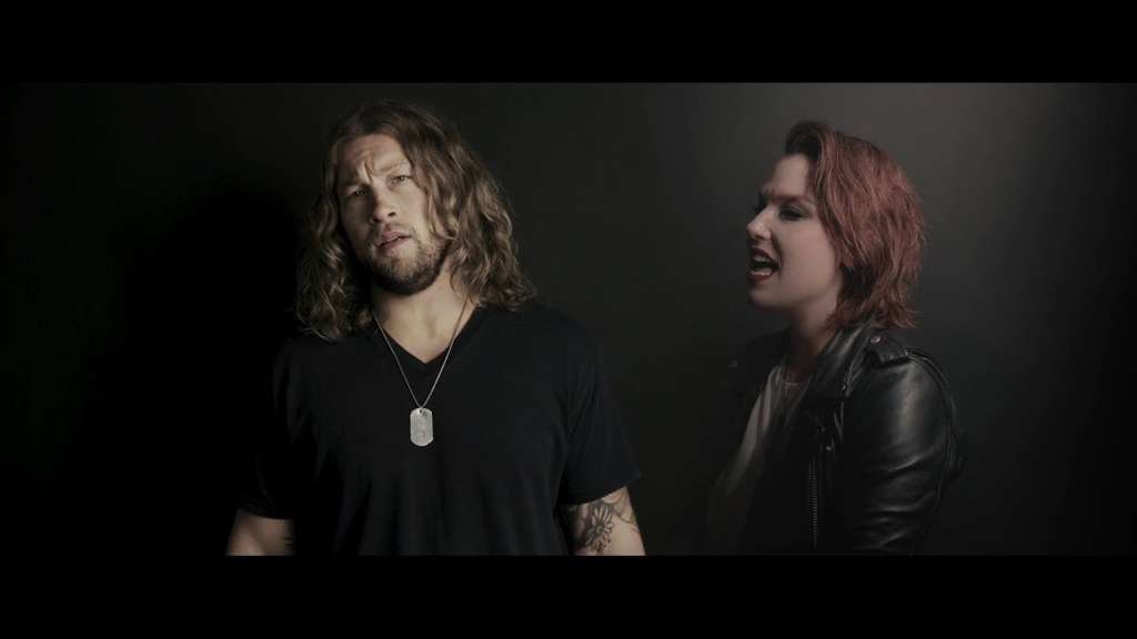 assista ao dueto de Lzzy Hale com o country rocker Cory Marks em "Out In The Rain"