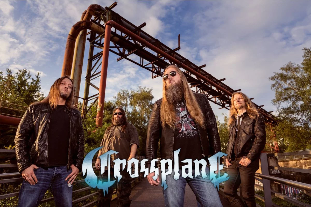 Banda Crossplane