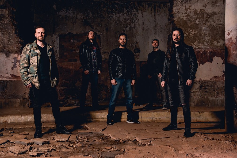 Thunder Force: Trabalhando no álbum de estreia e em busca de shows