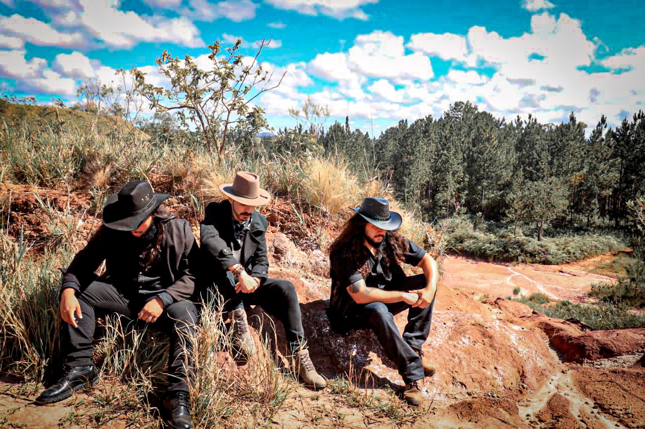 Sour Brandy lança videoclipe do single “Let it Be”