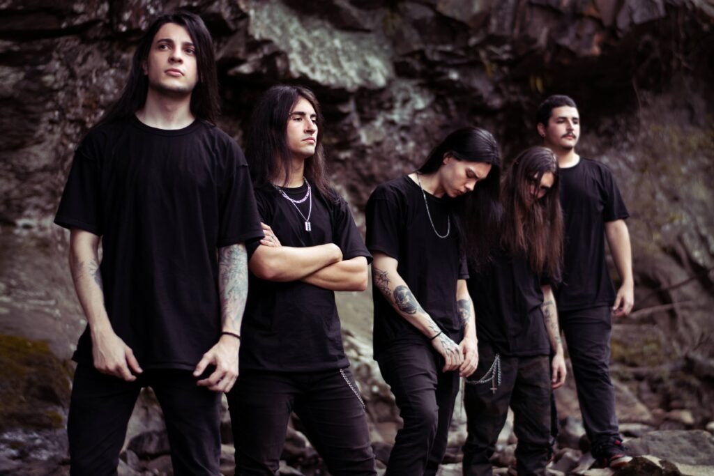 Psycho Decadence lança novo single “When The Pendulum Swings Back” após um ano desde “Nosebleed”