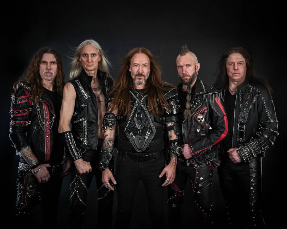 Hammerfall se aproxima do Brasil com turnê explosiva e ingressos se esgotando