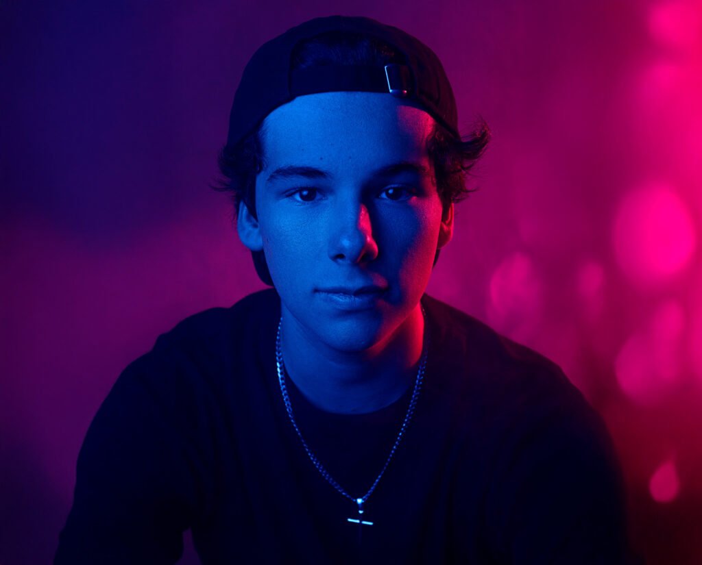 Daniel Fonseca lança “The Hurt”, novo single que aborda dor e negligência infantil